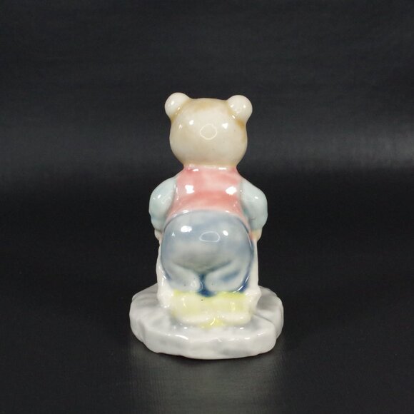 Anthropomorphic Skiing Bear Figurine Sports Bear Baby Boy Shower Cake Topper - Picture 4 of 6